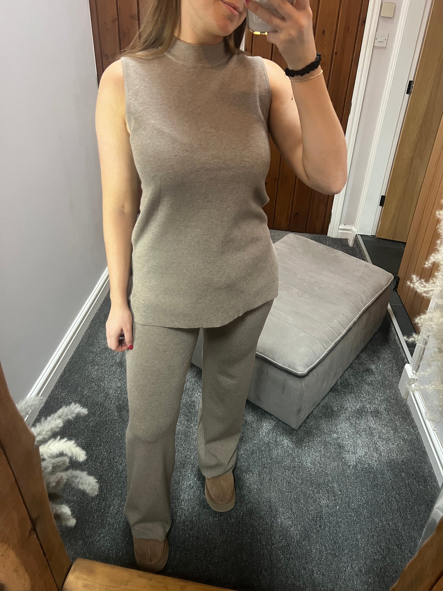 Knitted mocha set