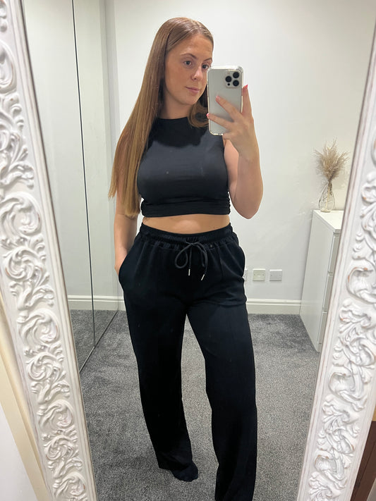 Black wide leg joggers
